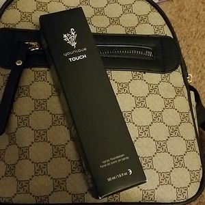 Tulle spray foundation